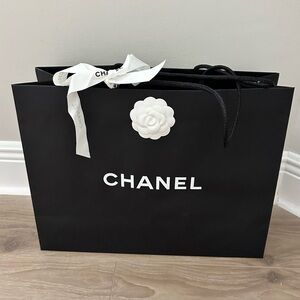 Chanel Black shopping bag ( medium size)